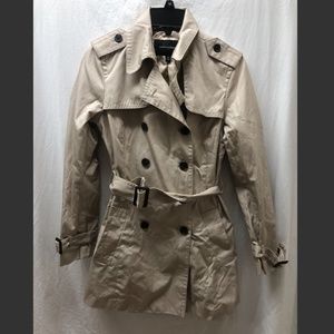 Banana Republic Trench coat (BRAND NEW)